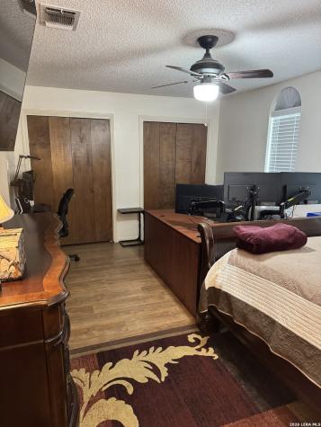 6006 Yucca Trail Beeville TX 78102