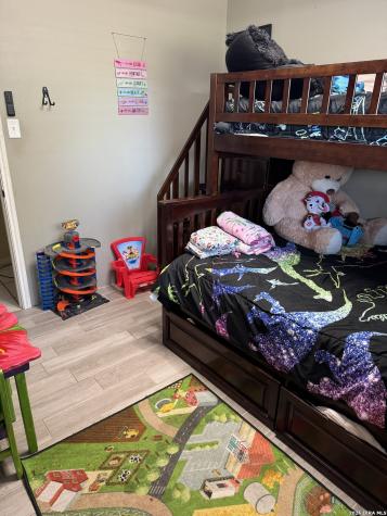 6006 Yucca Trail Beeville TX 78102