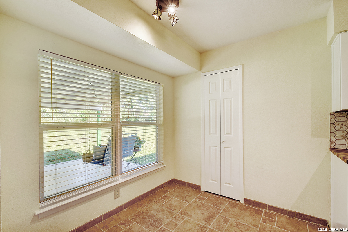 111 Shadow Valley Drive San Antonio TX 78227