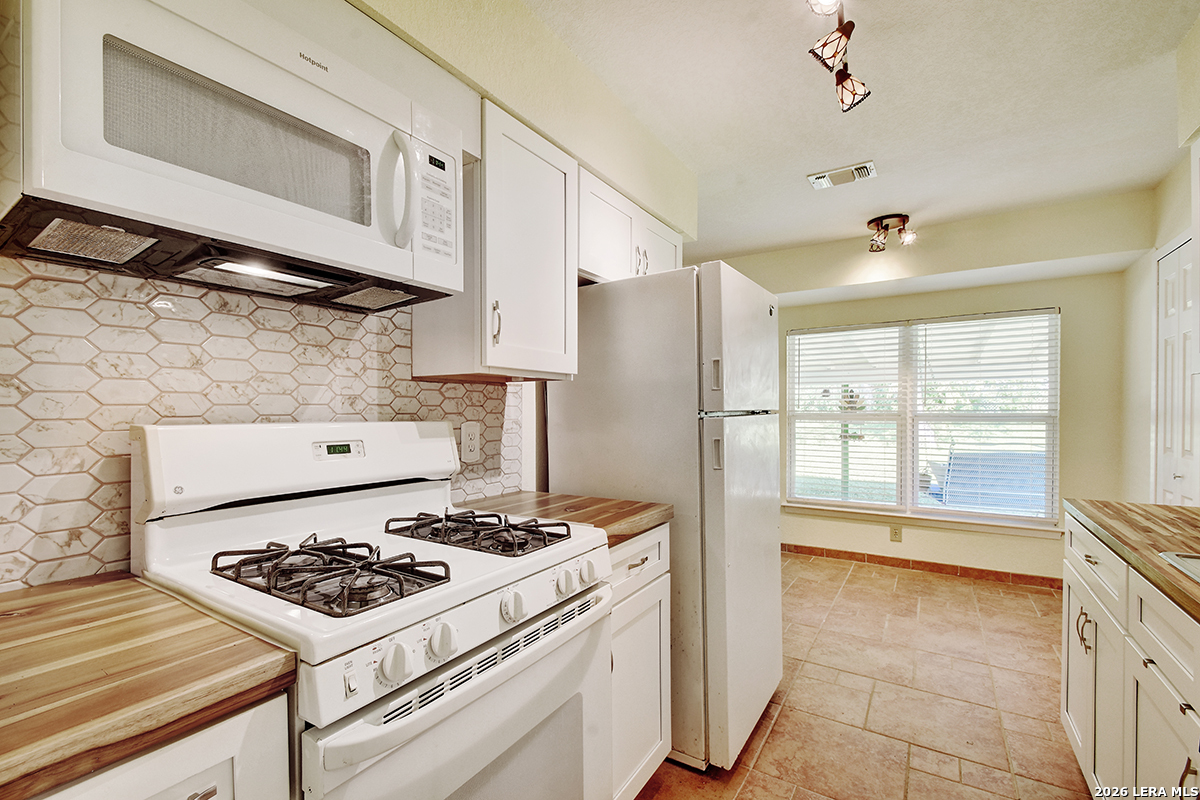 111 Shadow Valley Drive San Antonio TX 78227