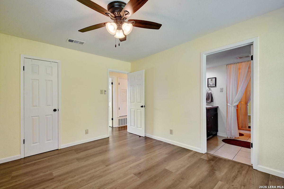 111 Shadow Valley Drive San Antonio TX 78227
