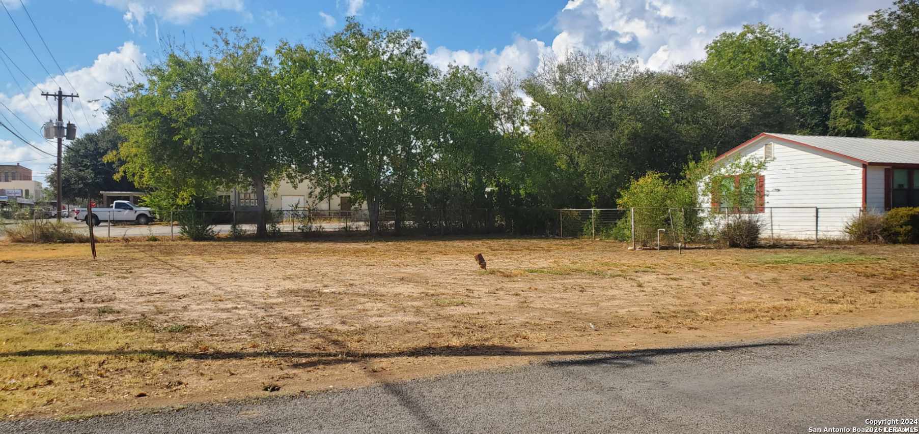 1002 17th Hondo TX 78861