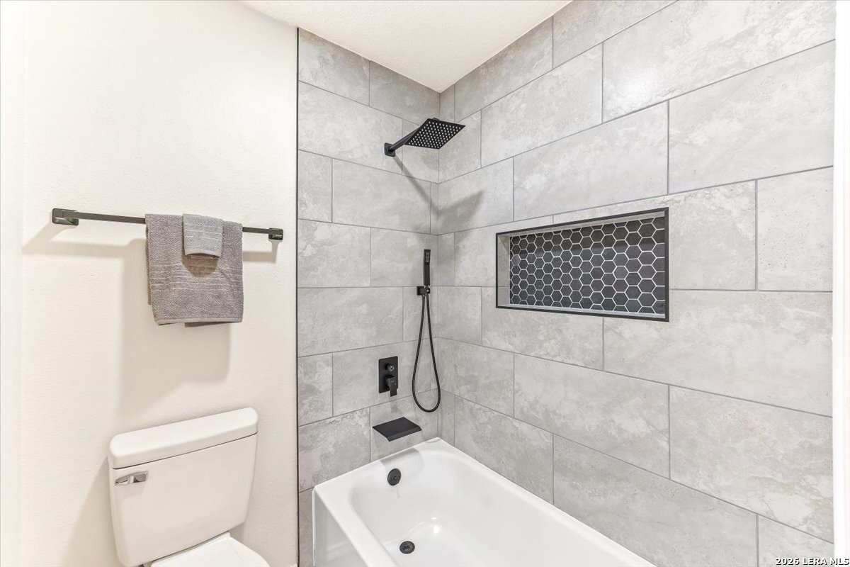 7810 Forest Briar Live Oak TX 78233