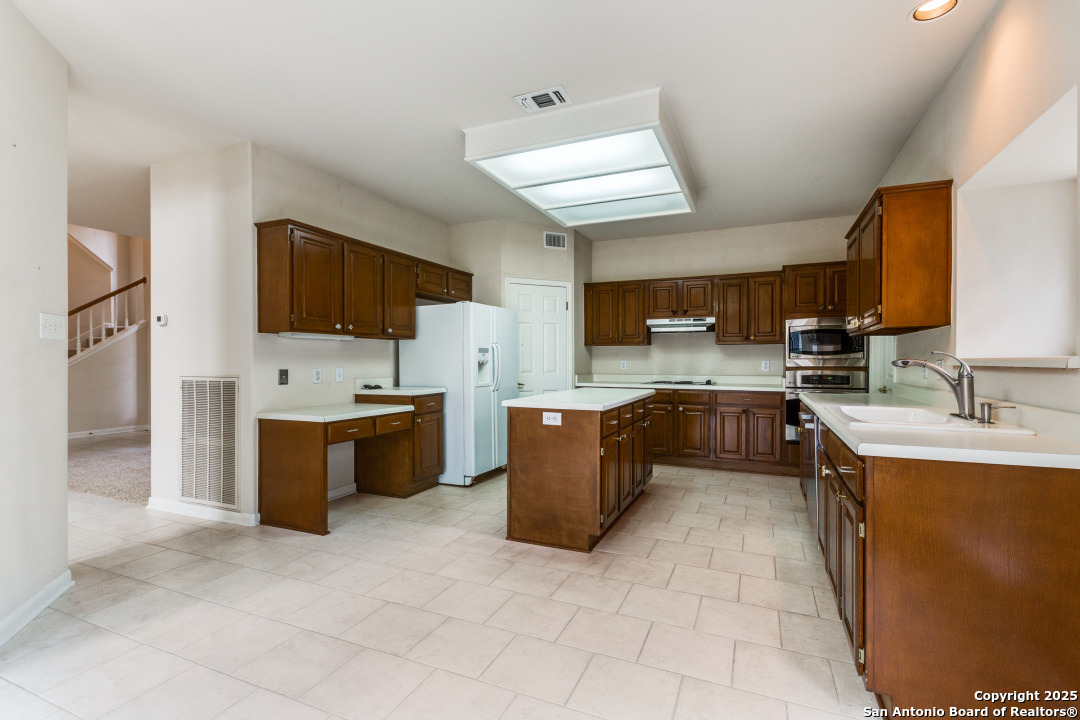 2614 Inwood View San Antonio TX 78248