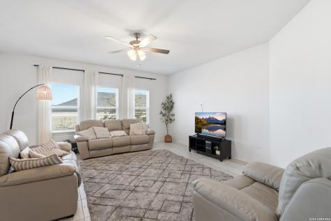 243 Hunters Brook San Antonio TX 78253