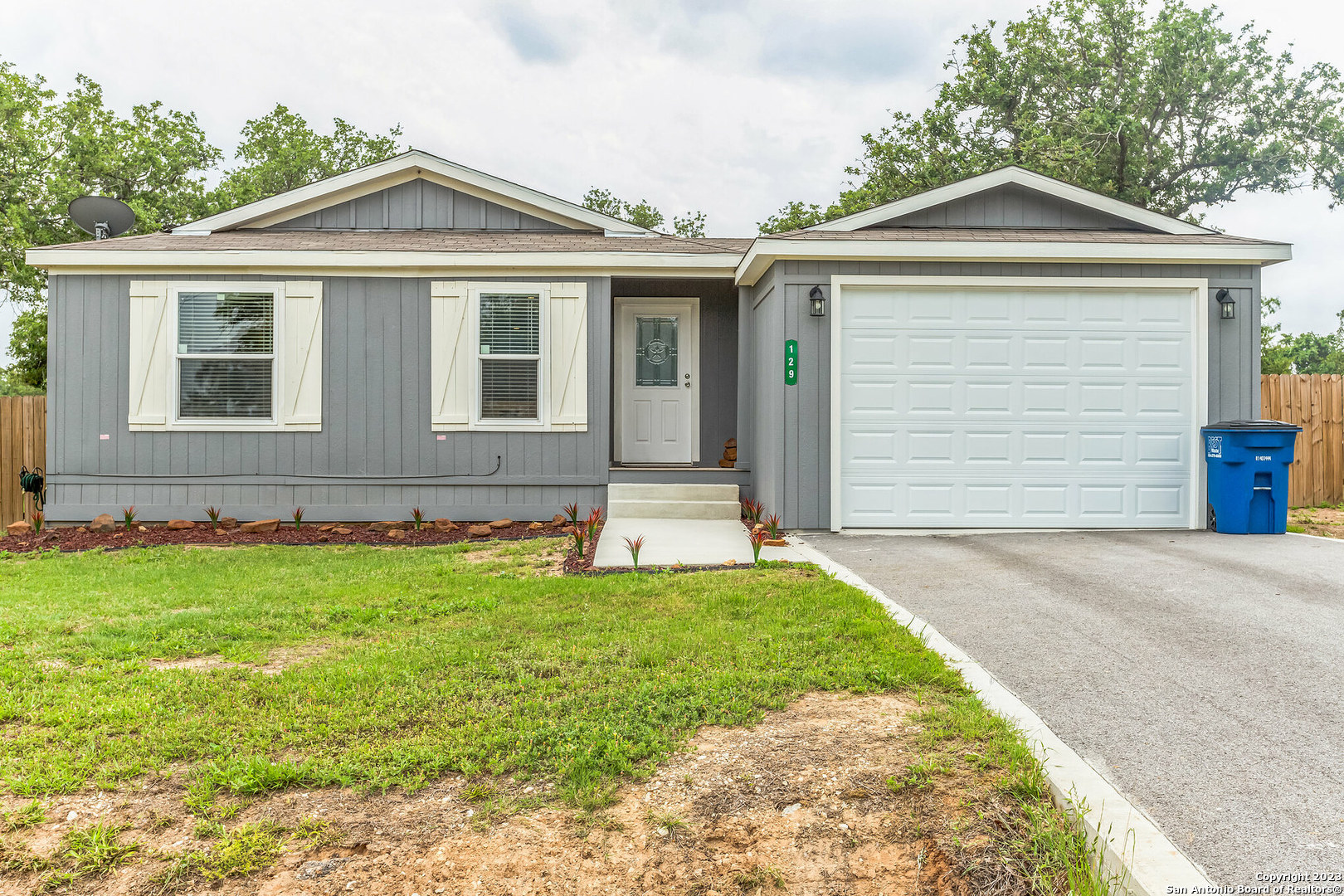 129 Cordell Oaks Boulevard Seguin TX 78155