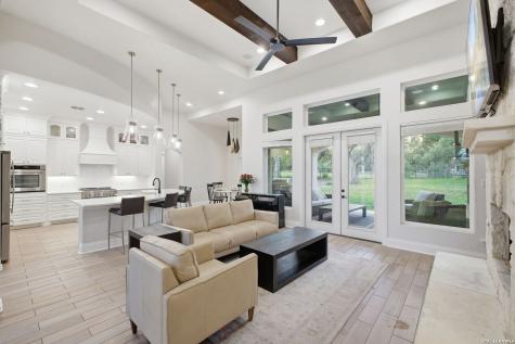 1363 Merlot New Braunfels TX 78132