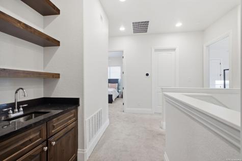 1363 Merlot New Braunfels TX 78132