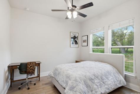 1363 Merlot New Braunfels TX 78132