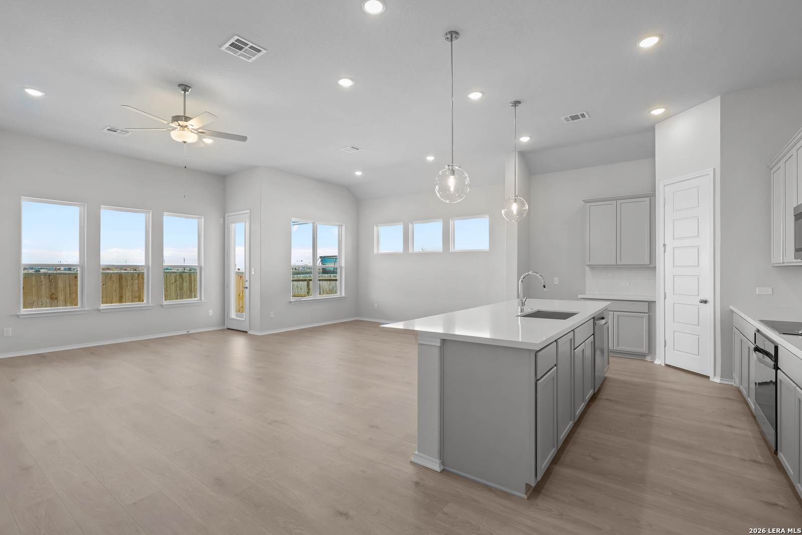 133 Heidi Hill Castroville TX 78009