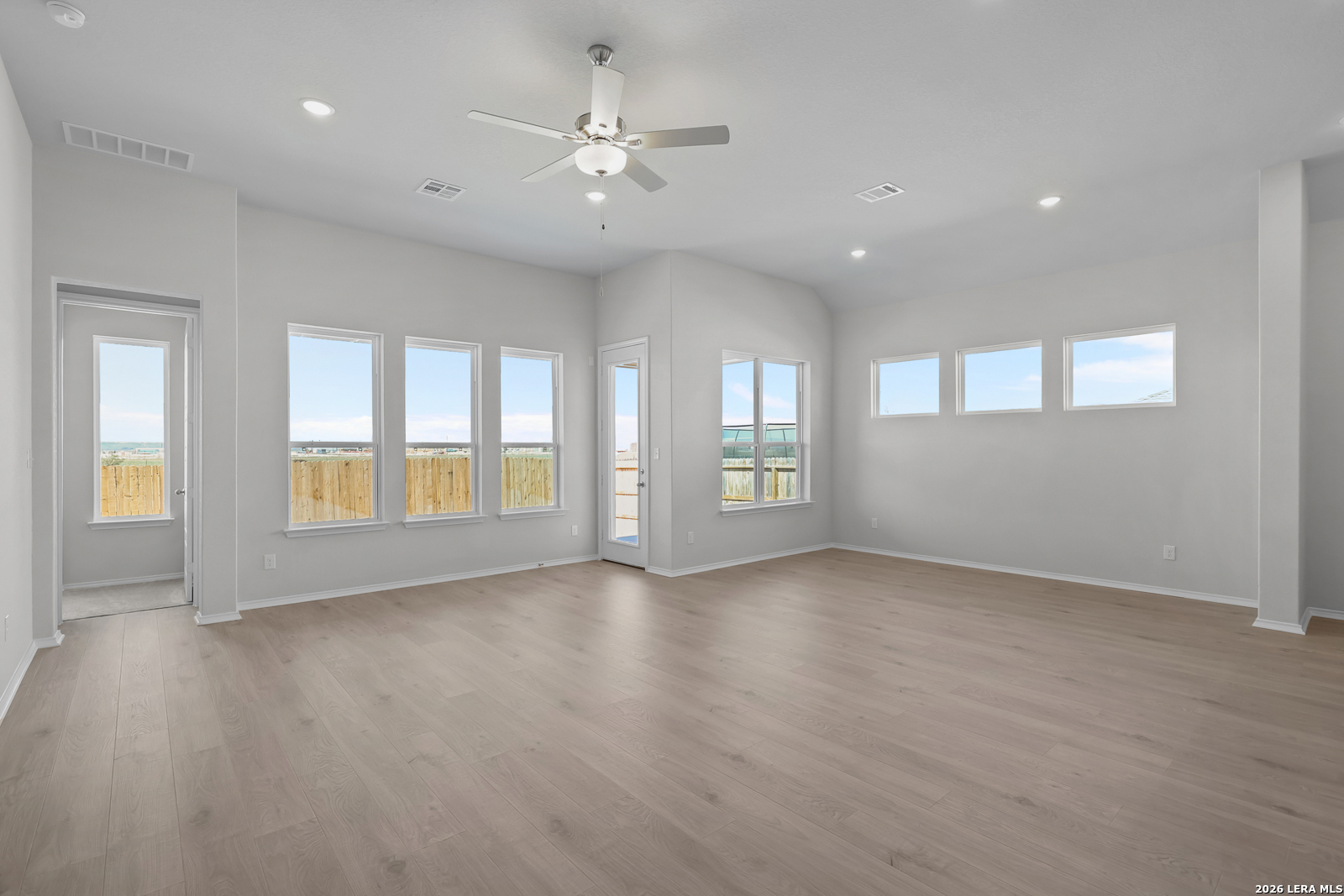 133 Heidi Hill Castroville TX 78009