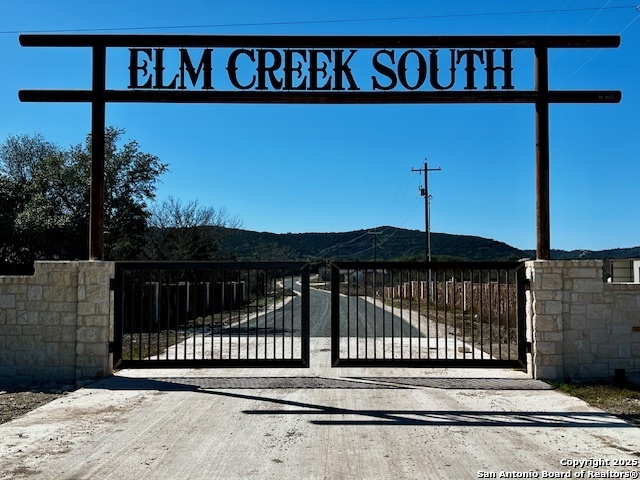 387 Madrone Loop Concan TX 78838