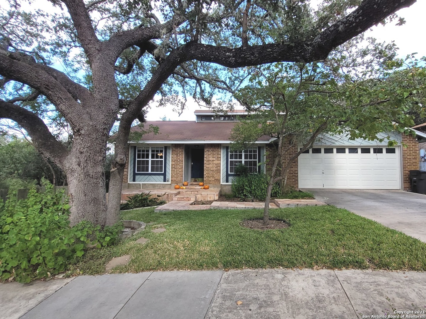 9322 Beowulf Street San Antonio TX 78254