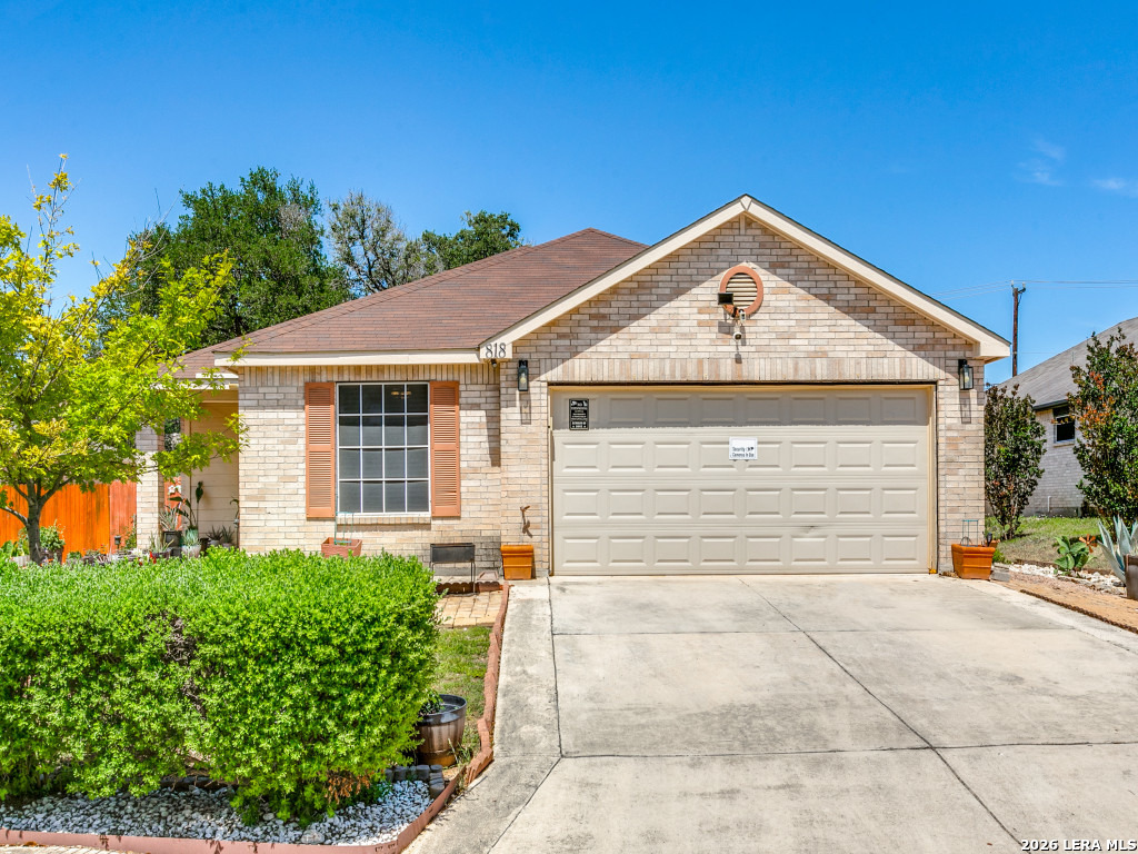 818 Creek Pebble San Antonio TX 78253