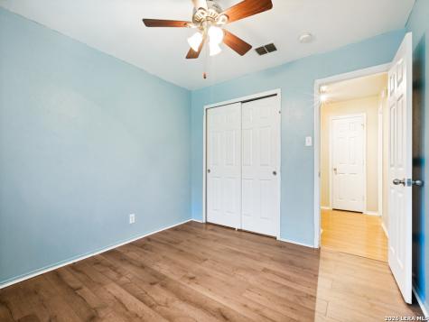 818 Creek Pebble San Antonio TX 78253