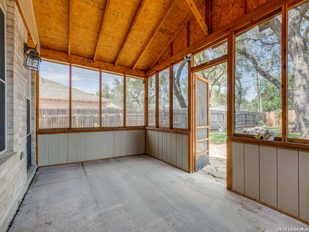 818 Creek Pebble San Antonio TX 78253