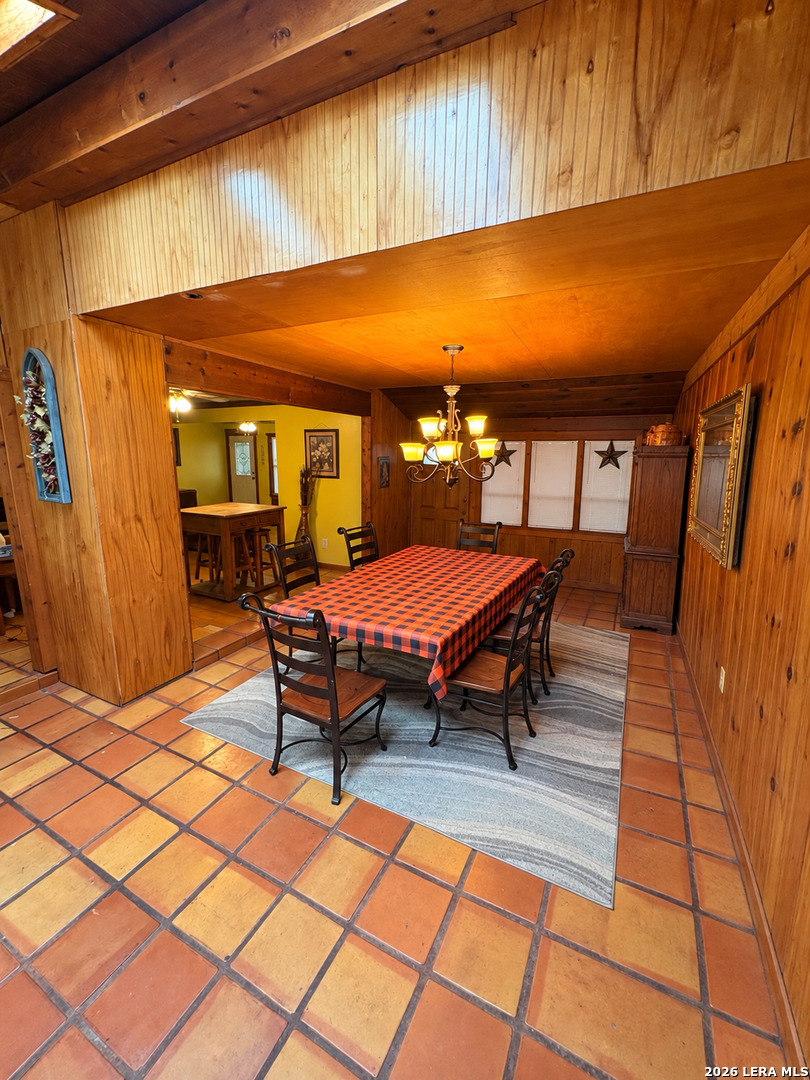 332 Margo Drive Pearsall TX 78061