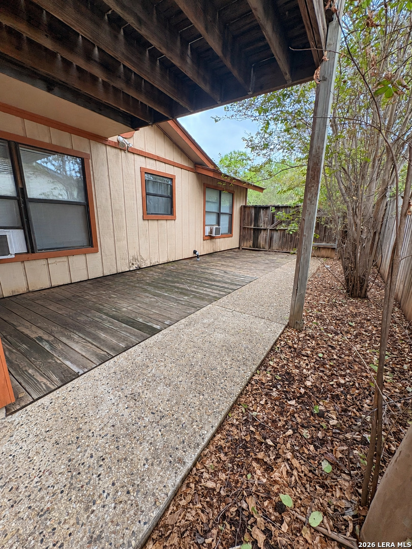 332 Margo Drive Pearsall TX 78061