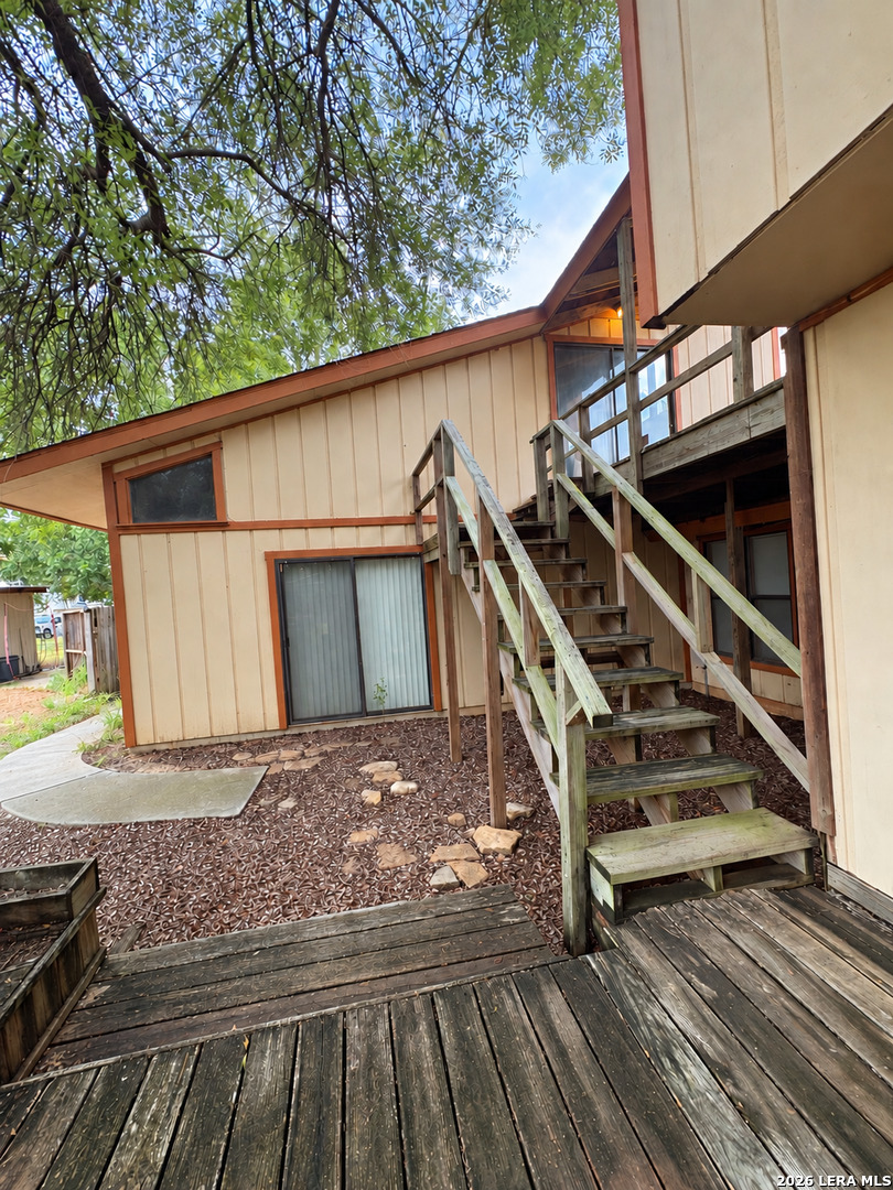 332 Margo Drive Pearsall TX 78061