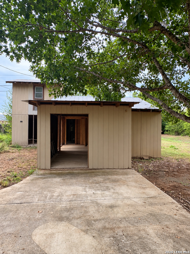 332 Margo Drive Pearsall TX 78061