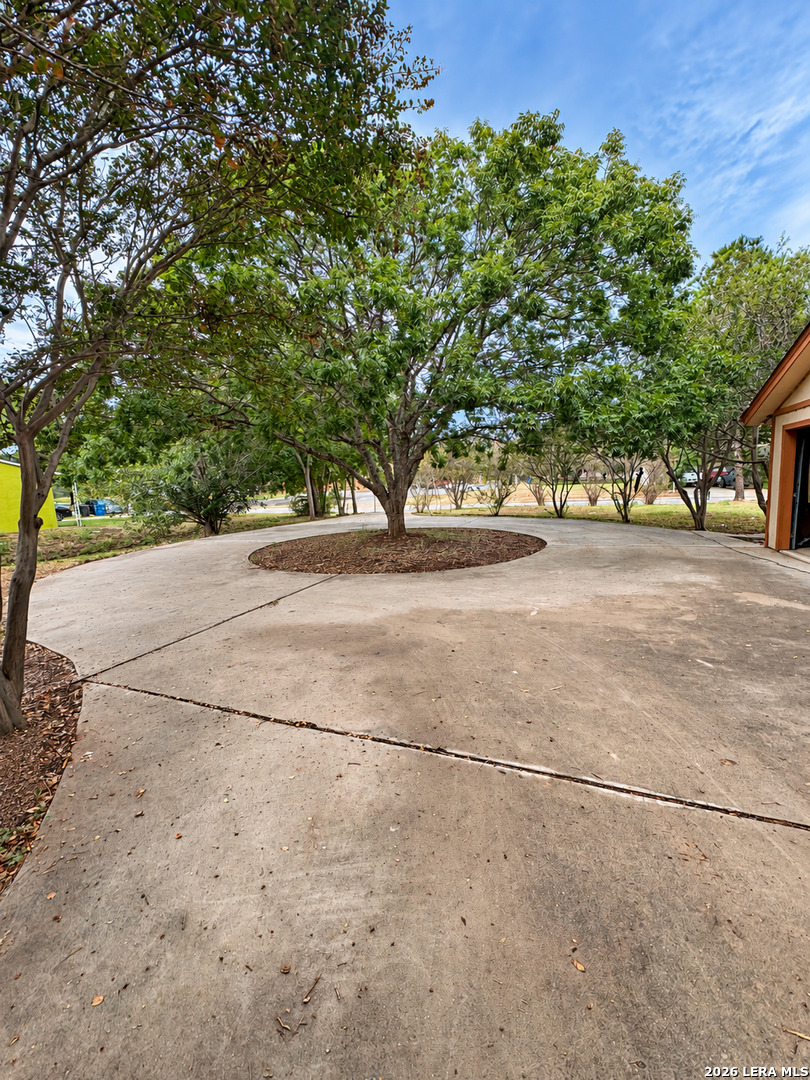 332 Margo Drive Pearsall TX 78061