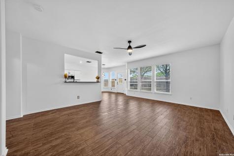 21919 Goldcrest Run San Antonio TX 78260