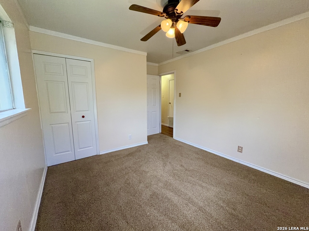 7426 Mountain Oak Trail Live Oak TX 78233