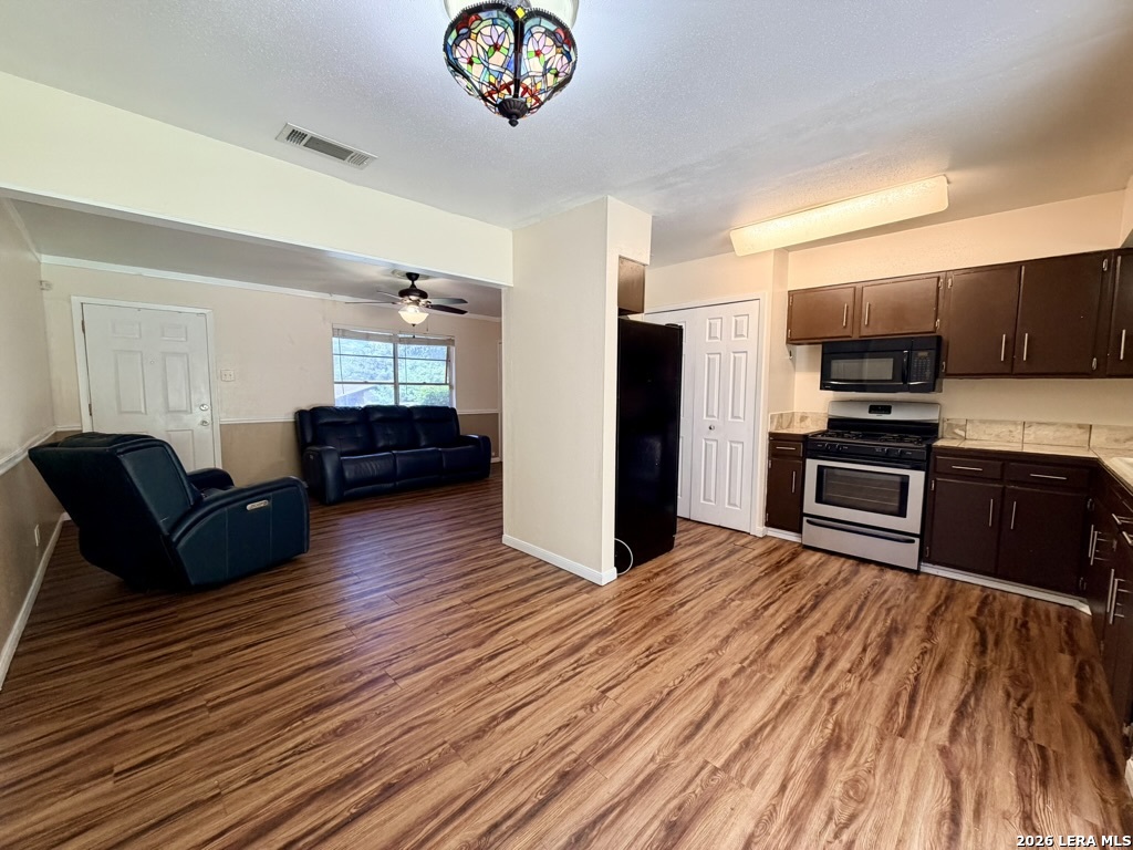 7426 Mountain Oak Trail Live Oak TX 78233