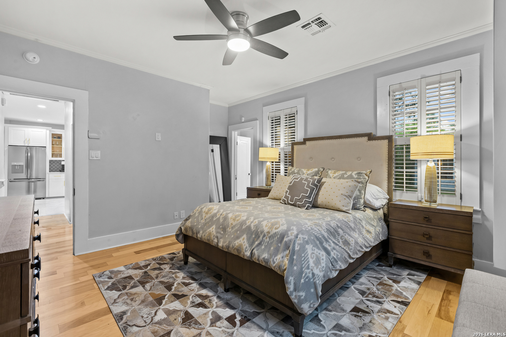 211 W Norwood Court San Antonio TX 78212