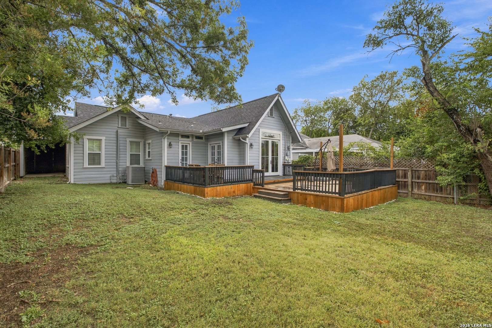 211 W Norwood Court San Antonio TX 78212