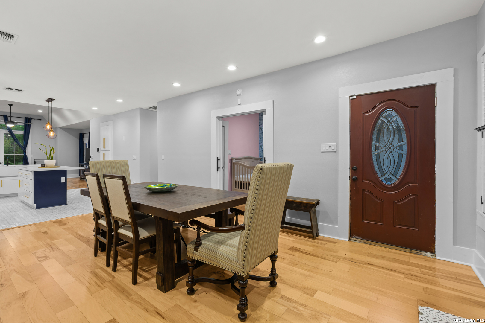 211 W Norwood Court San Antonio TX 78212