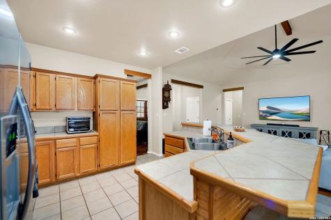 445 Spanish Grant Bandera TX 78003