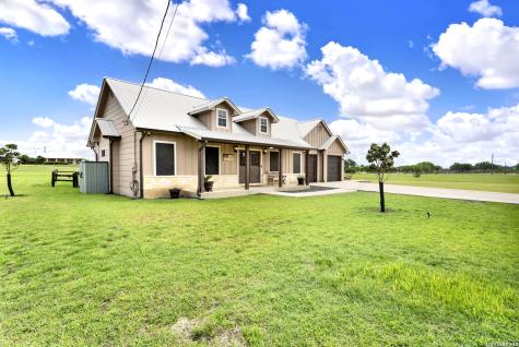 445 Spanish Grant Bandera TX 78003