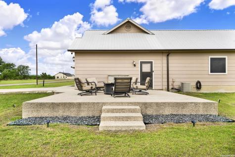 445 Spanish Grant Bandera TX 78003