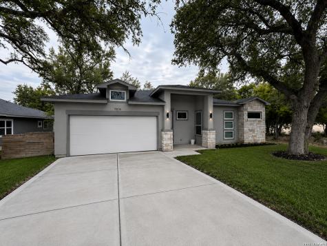 7814 Woodcliff Boulevard Selma TX 78154