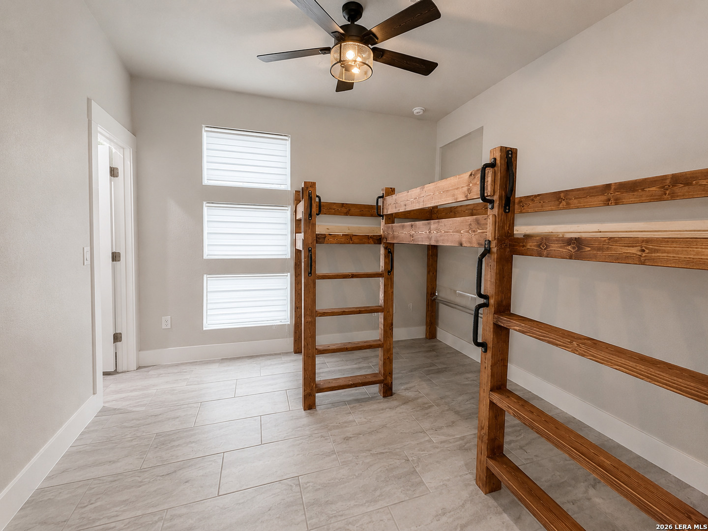 7814 Woodcliff Boulevard Selma TX 78154