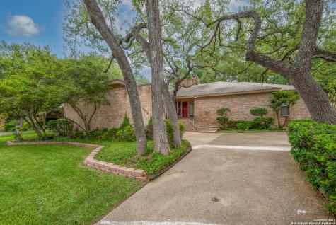 13118 Hunters Brook Street San Antonio TX 78230