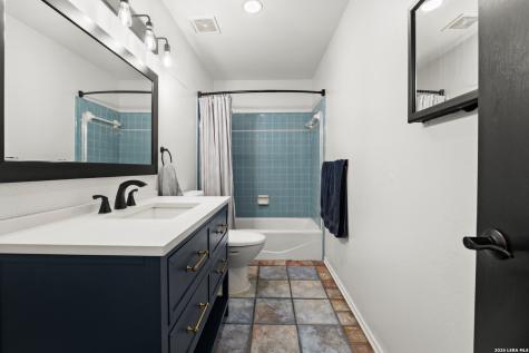 2835 Hiawatha San Antonio TX 78210