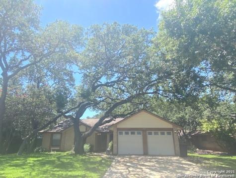 9307 Hoke Drive San Antonio TX 78254