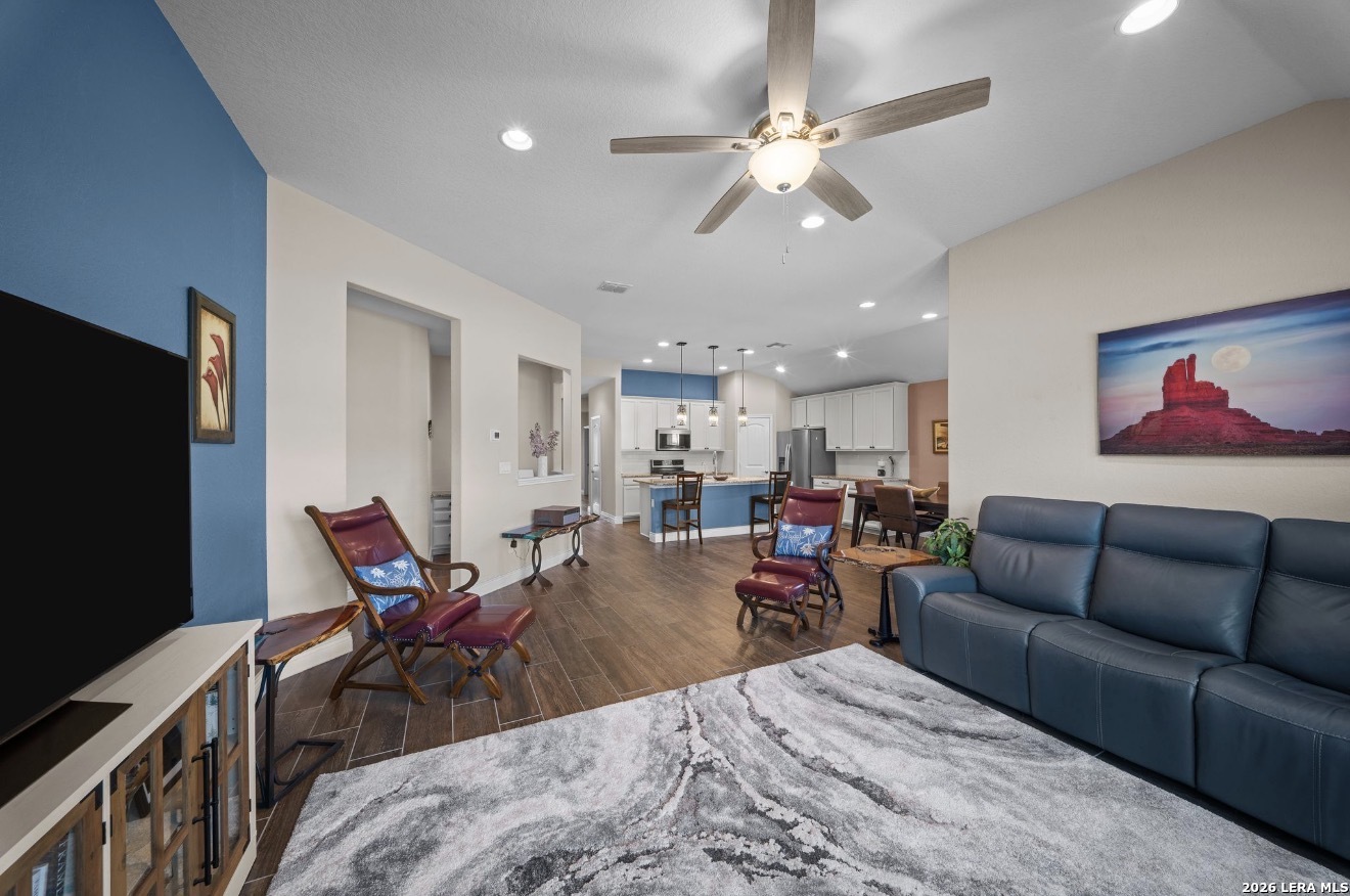 1702 Spanish Wells San Antonio TX 78245