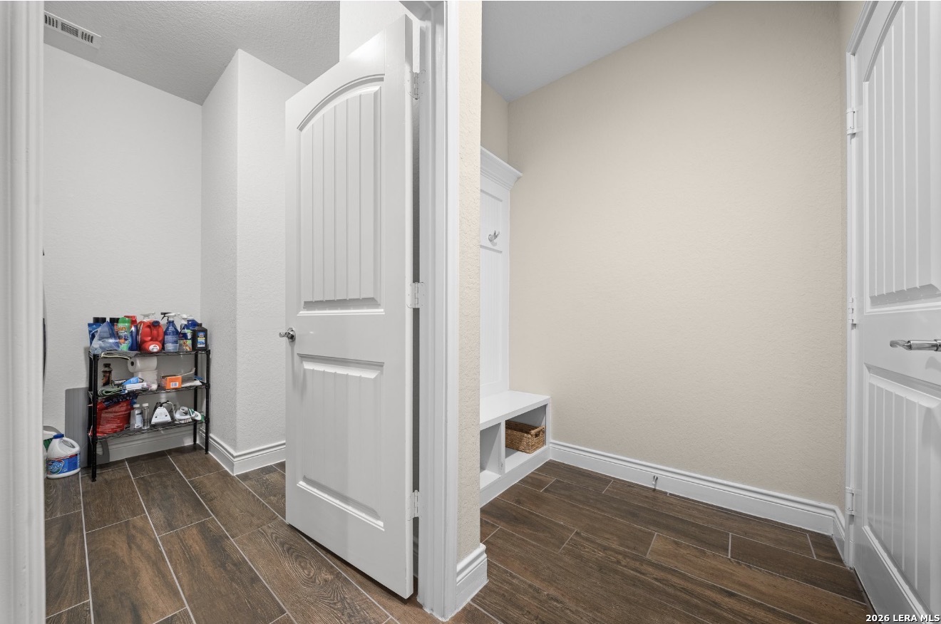 1702 Spanish Wells San Antonio TX 78245