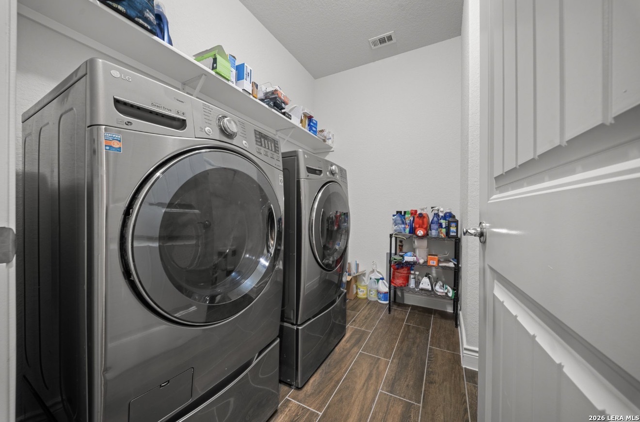 1702 Spanish Wells San Antonio TX 78245