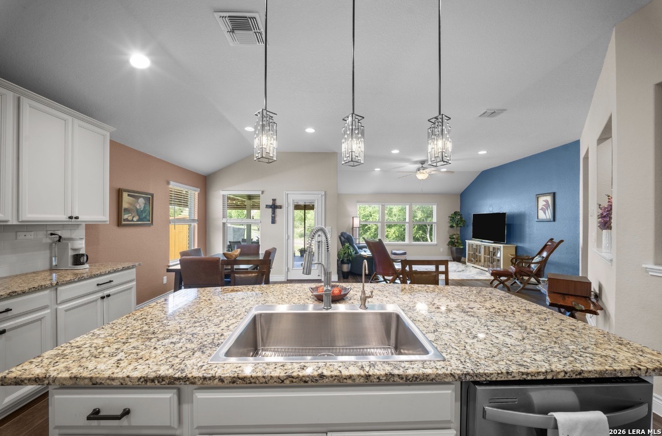 1702 Spanish Wells San Antonio TX 78245