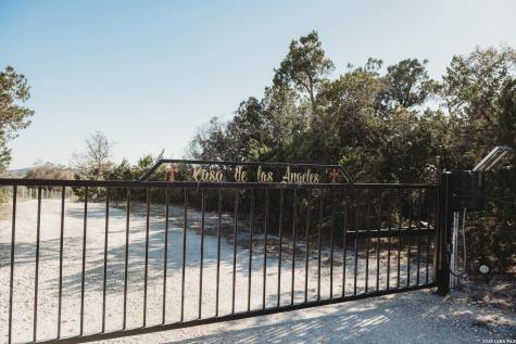 27375 Toutant Beauregard Road Boerne TX 78006