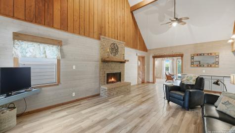 3781 Ridgeway San Antonio TX 78259