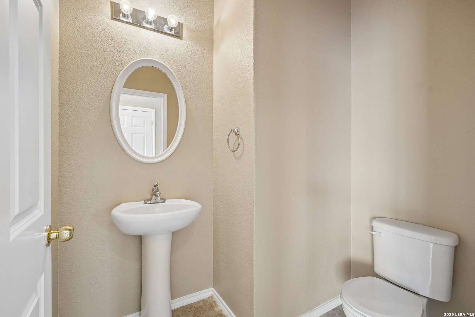 2203 Hornsby Bend San Antonio TX 78245
