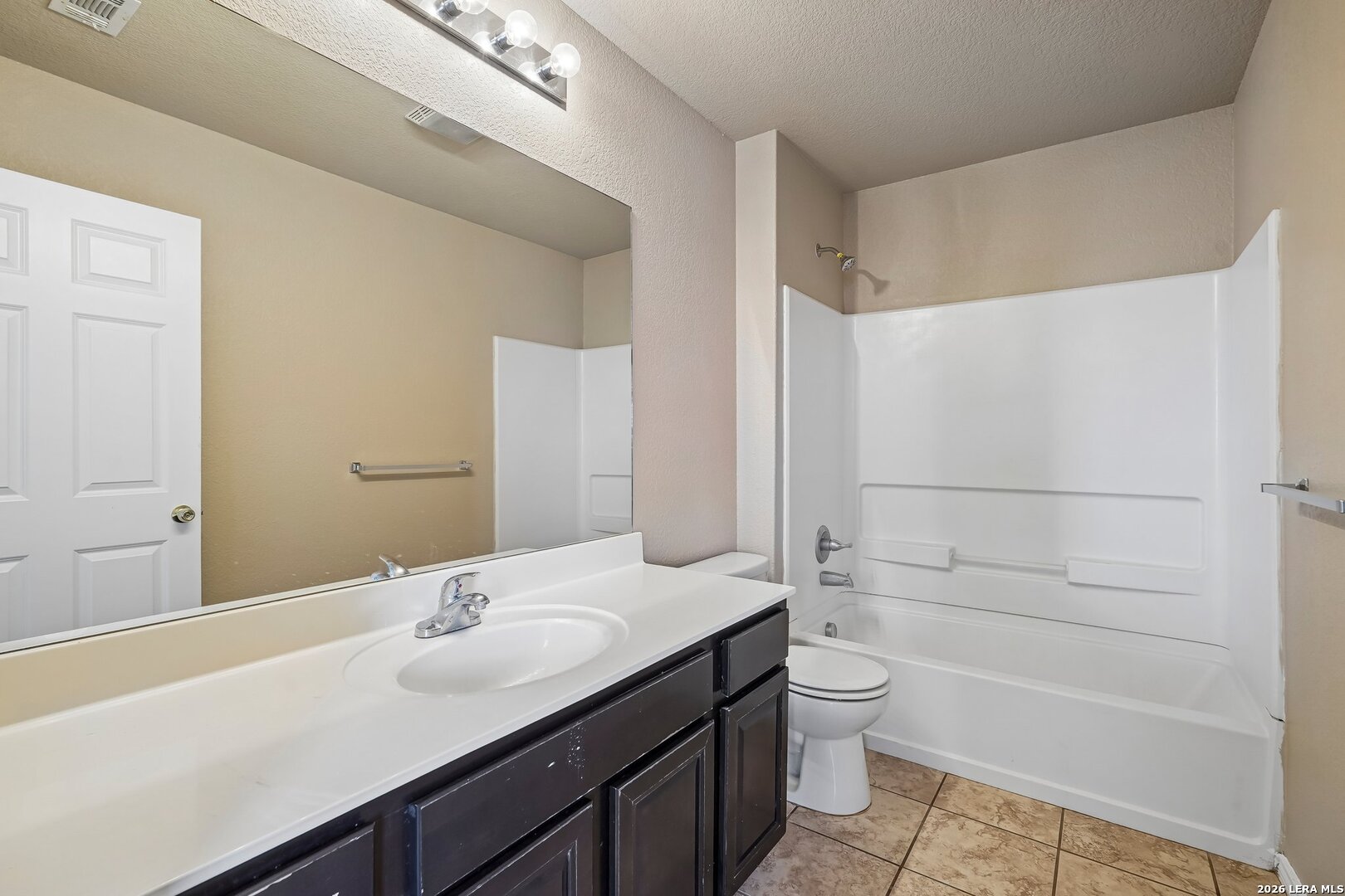 2203 Hornsby Bend San Antonio TX 78245