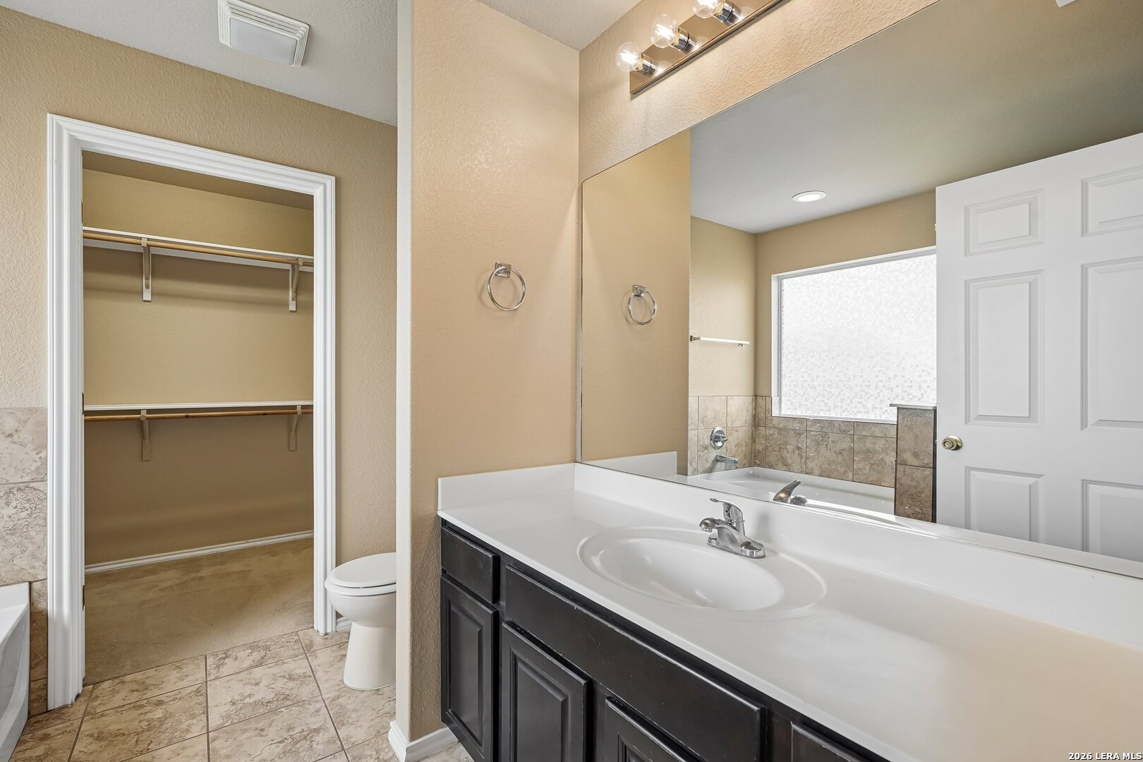 2203 Hornsby Bend San Antonio TX 78245