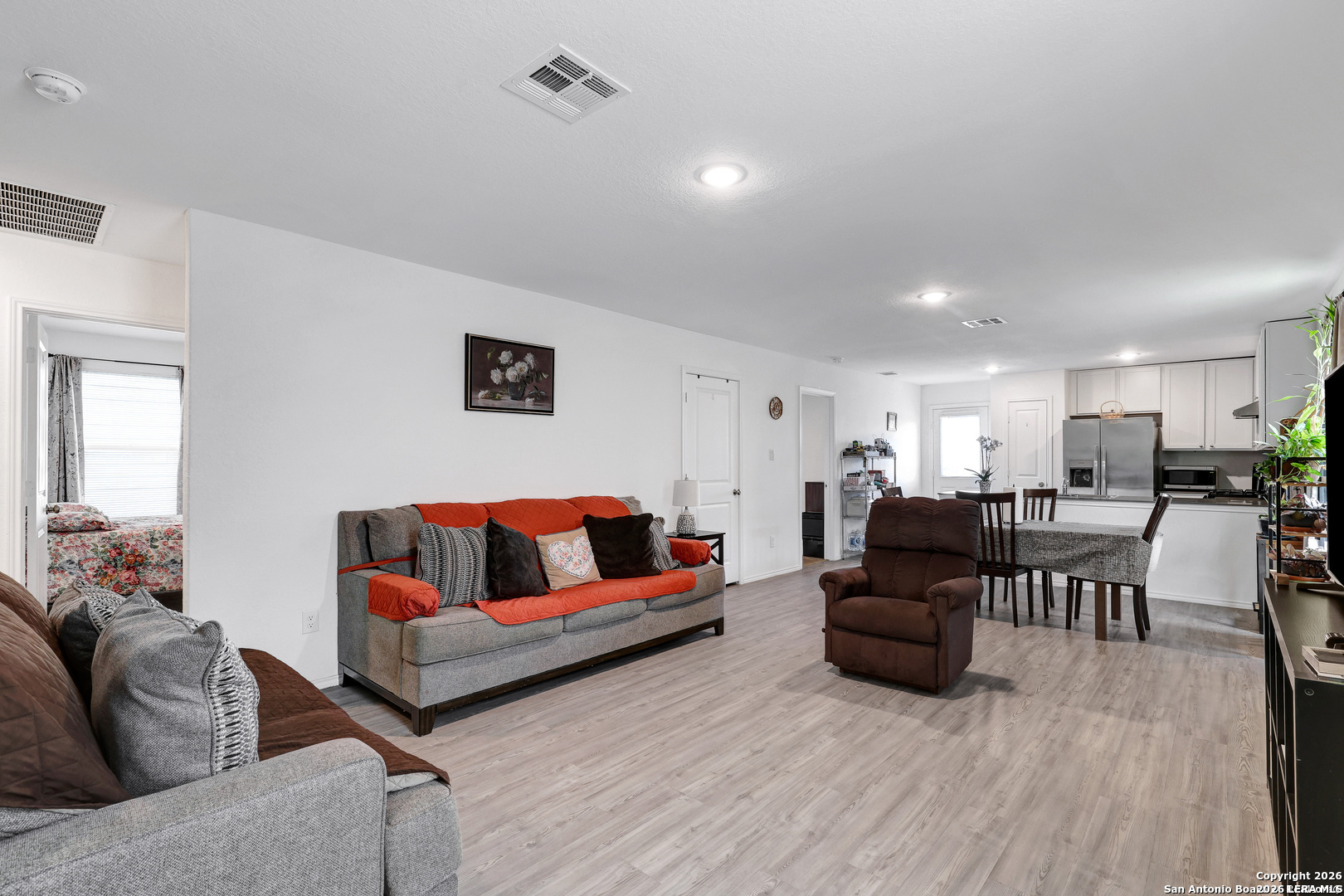 9015 Lunar Cove San Antonio TX 78252