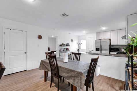 9015 Lunar Cove San Antonio TX 78252